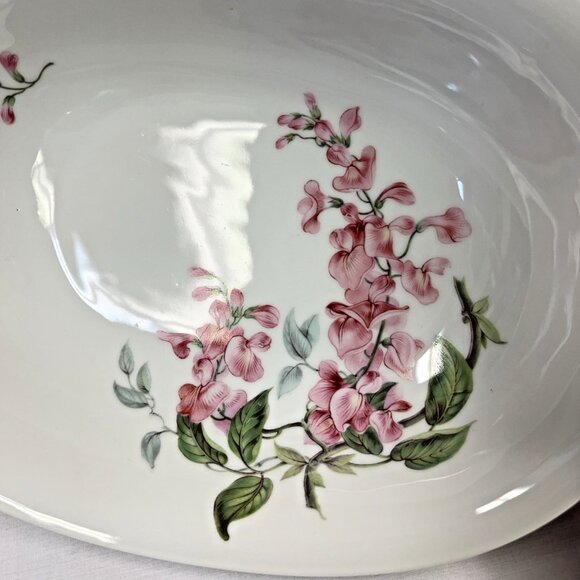 VTG Wisteria Set Of 2  Serving Bowls H & Co Sell Bavaria Germany Floral Pattern - Picture 3 of 8